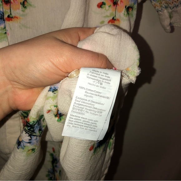 Madewell Smocked Classic Corsage Floral Button Down Top - Picture 4 of 6